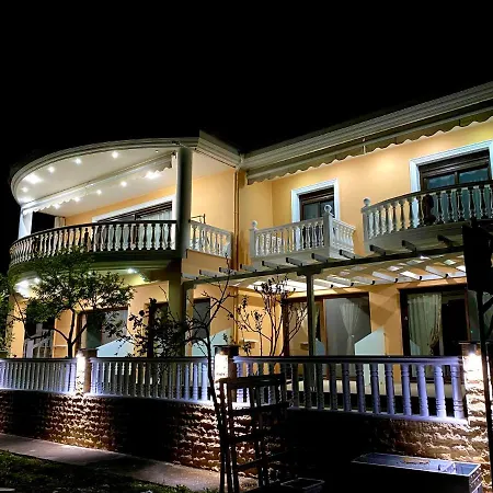 Thea * Skála Marión