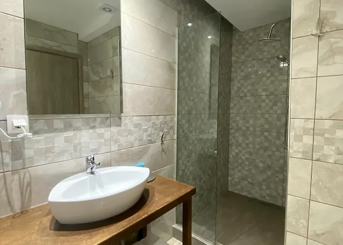 Thea Διαμέρισμα *