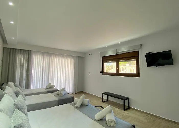 Thea Διαμέρισμα *